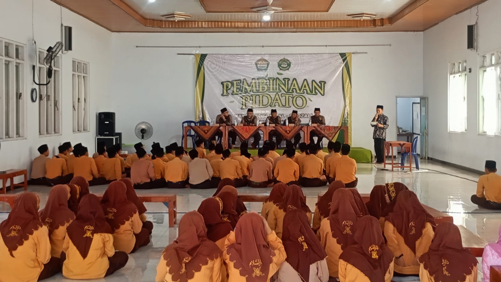 Launching Program Pembinaan Pidato Madrasah Darussalam Resmi Dimulai