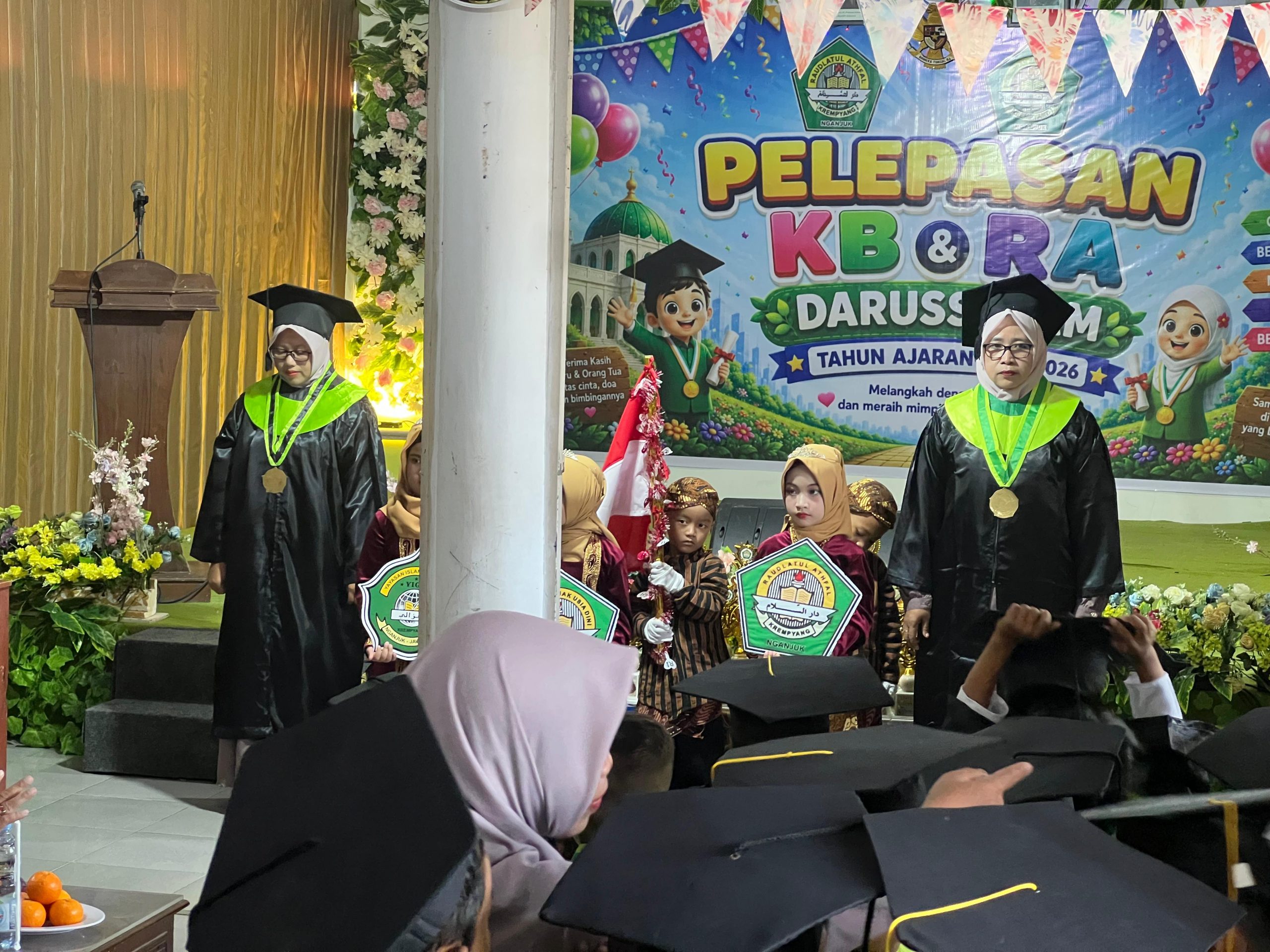 Pelepasan Siswa KB & RA Darussalam Krempyang Tahun 2026 Berlangsung Khidmat